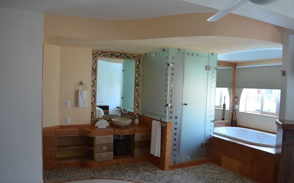Hotel Andales On The Bay Suites Puerto Vallarta Extérieur photo
