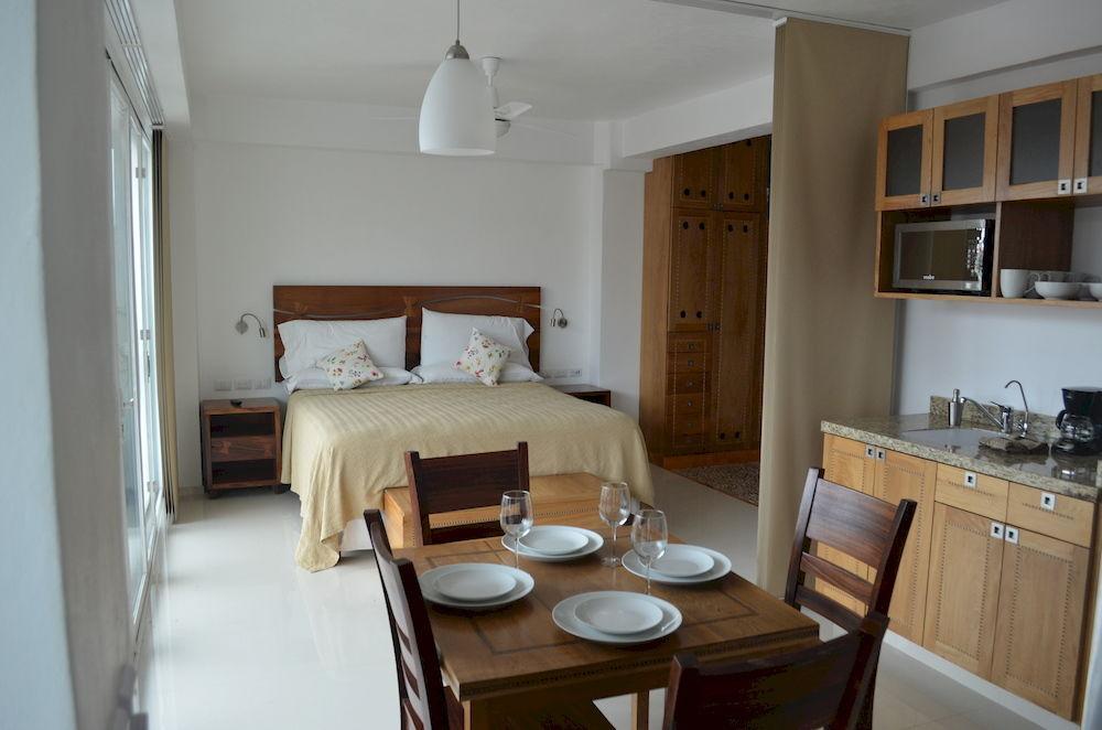 Hotel Andales On The Bay Suites Puerto Vallarta Extérieur photo