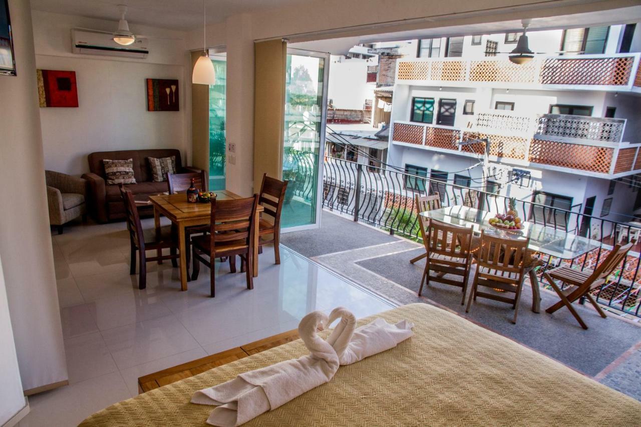 Hotel Andales On The Bay Suites Puerto Vallarta Extérieur photo