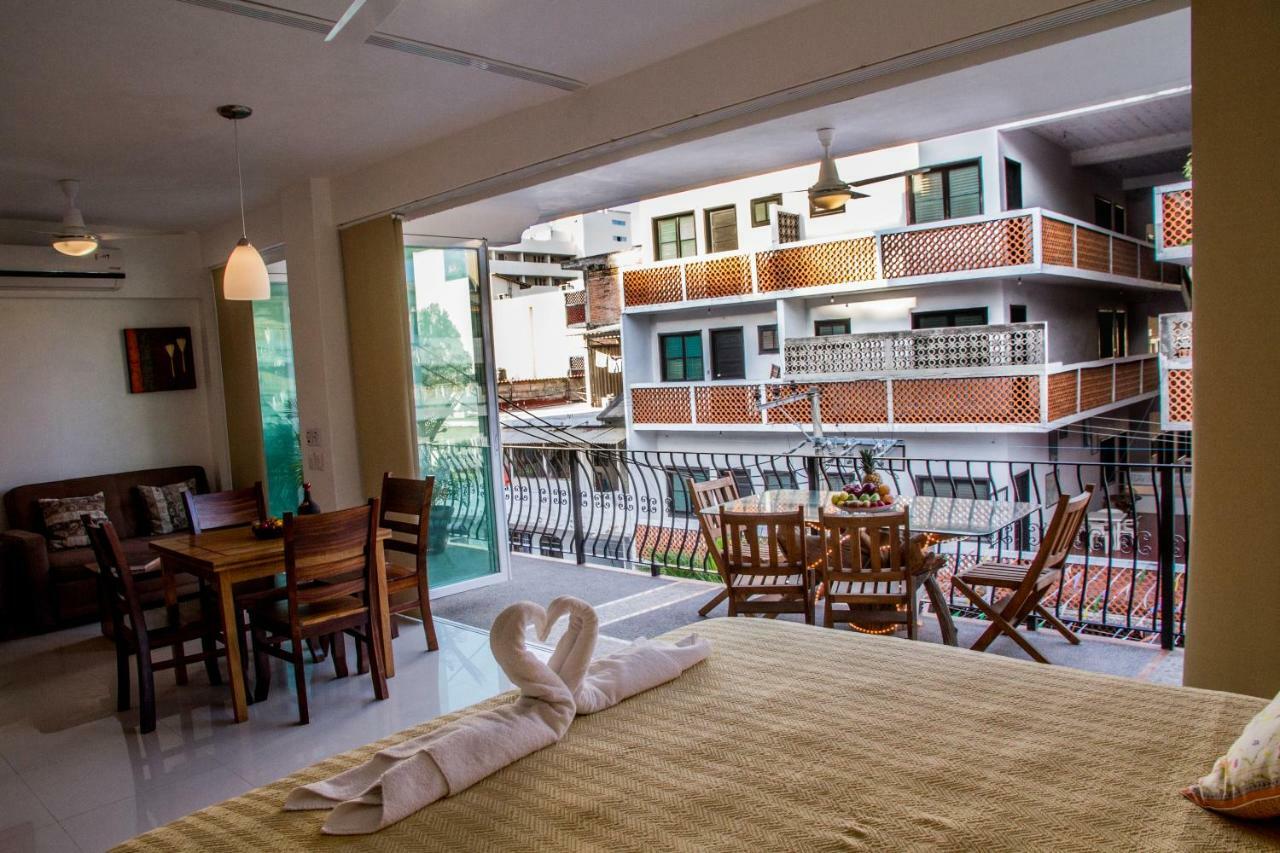 Hotel Andales On The Bay Suites Puerto Vallarta Extérieur photo